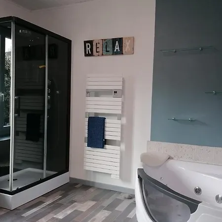 בית הארחה Maison Kerity With Jacuzzi - Terrace פמפול